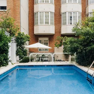 https://gran-derby-suite.catalonia-hotels.com